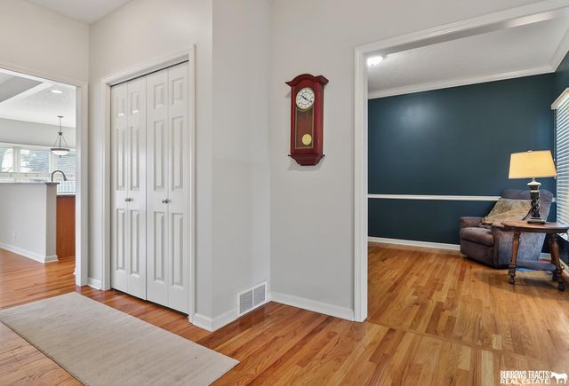 4323 S 193 Street, Omaha, NE 68135