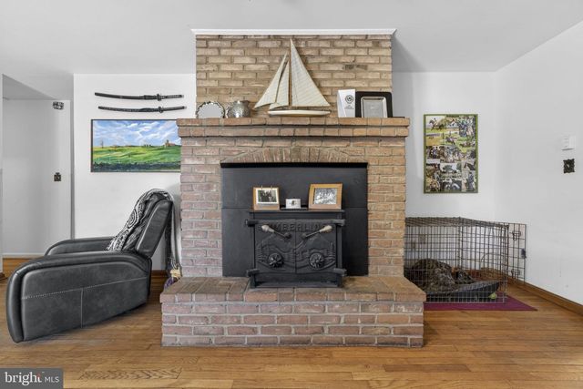 19168 LOVERS LN, Gordonsville, VA 22942