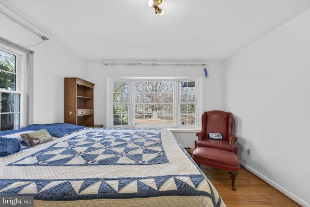 19168 LOVERS LN, Gordonsville, VA 22942