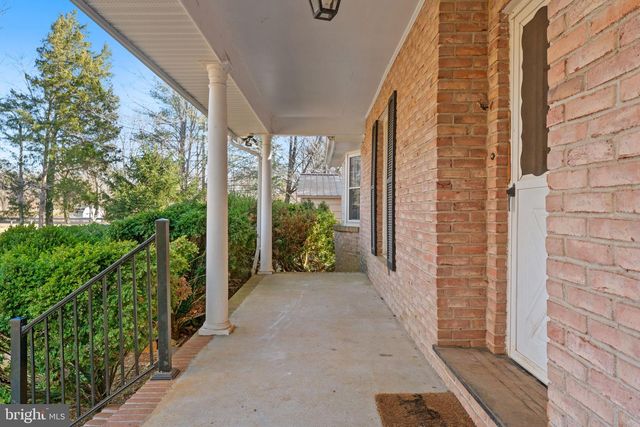 19168 LOVERS LN, Gordonsville, VA 22942