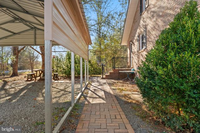 19168 LOVERS LN, Gordonsville, VA 22942