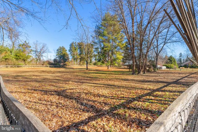 19168 LOVERS LN, Gordonsville, VA 22942