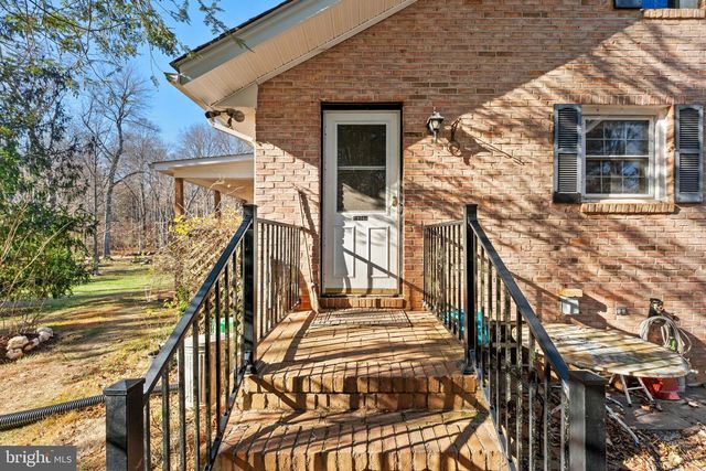 19168 LOVERS LN, Gordonsville, VA 22942