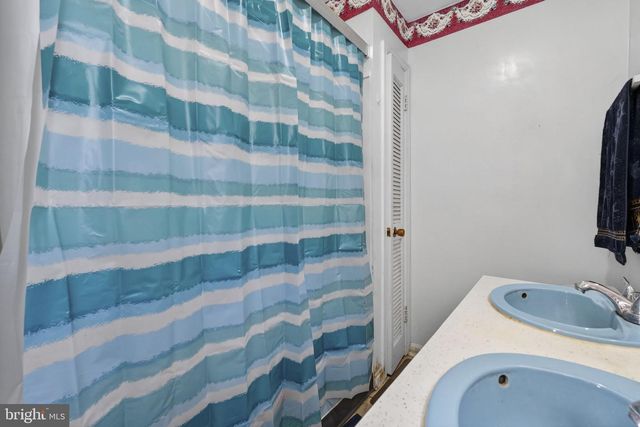 19168 LOVERS LN, Gordonsville, VA 22942