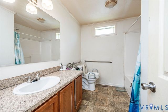 20806 Horseshoe Rd, Carson, VA 23830