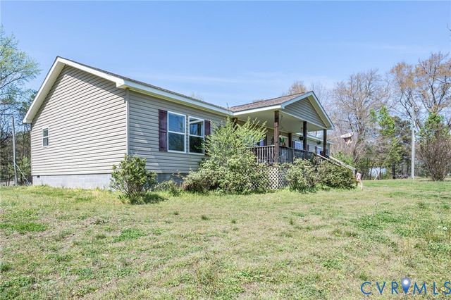 20806 Horseshoe Rd, Carson, VA 23830