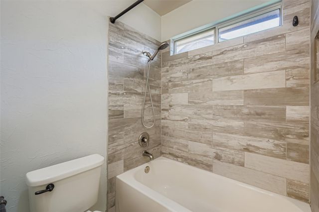 903 Jasmine TRL, Georgetown, TX 78626
