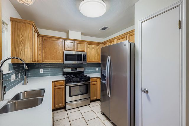 903 Jasmine TRL, Georgetown, TX 78626