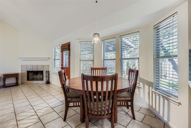 903 Jasmine TRL, Georgetown, TX 78626