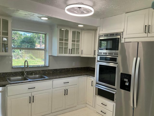 920 Revels Lane, Fort Pierce, FL 34982