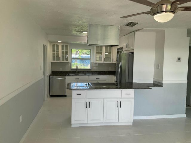 920 Revels Lane, Fort Pierce, FL 34982