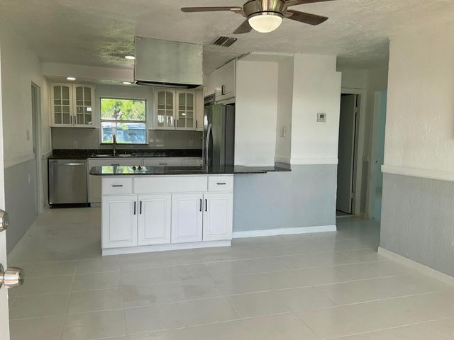 920 Revels Lane, Fort Pierce, FL 34982