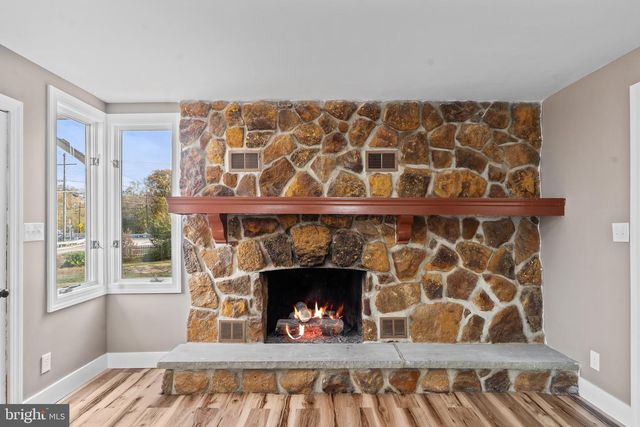 318 S MAIN ST, Elmer, NJ 08318