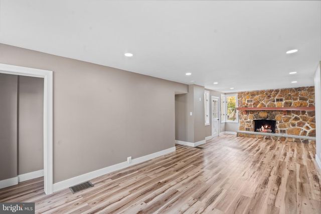 318 S MAIN ST, Elmer, NJ 08318