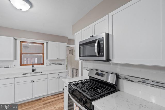 318 S MAIN ST, Elmer, NJ 08318