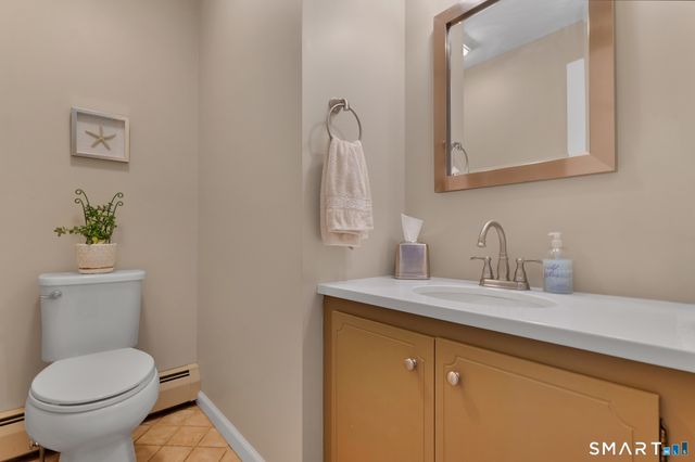 62 Schoolhouse Crossing 62, Wethersfield, CT 06109