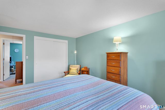 62 Schoolhouse Crossing 62, Wethersfield, CT 06109