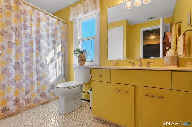 62 Schoolhouse Crossing 62, Wethersfield, CT 06109