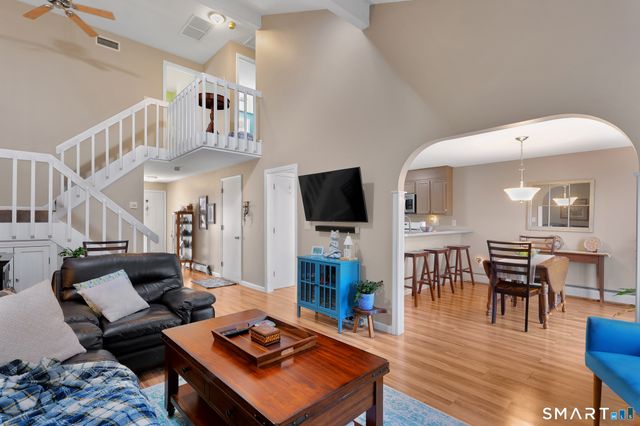 62 Schoolhouse Crossing 62, Wethersfield, CT 06109