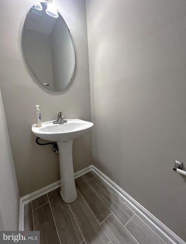 2035 MADRILLON SPRINGS CT, Vienna, VA 22182