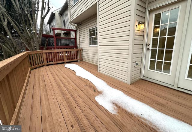 2035 MADRILLON SPRINGS CT, Vienna, VA 22182