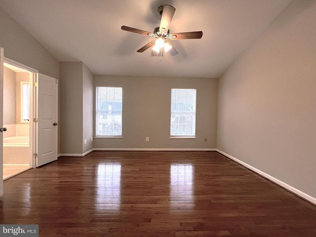 2035 MADRILLON SPRINGS CT, Vienna, VA 22182