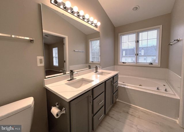 2035 MADRILLON SPRINGS CT, Vienna, VA 22182