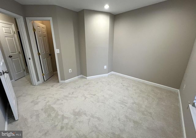 2035 MADRILLON SPRINGS CT, Vienna, VA 22182