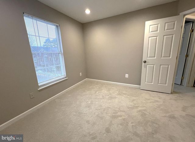 2035 MADRILLON SPRINGS CT, Vienna, VA 22182