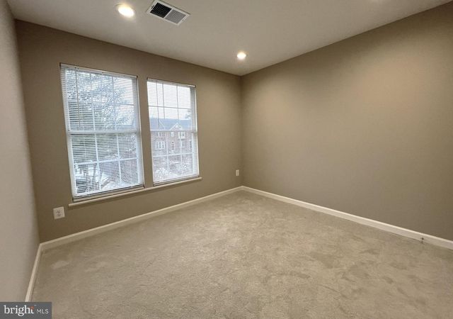 2035 MADRILLON SPRINGS CT, Vienna, VA 22182