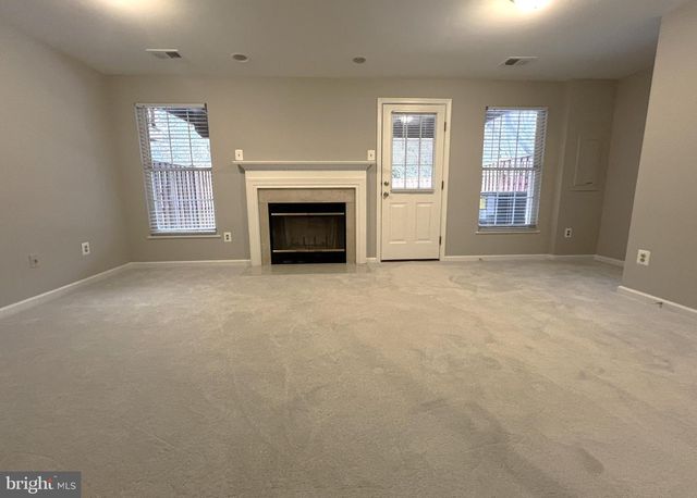 2035 MADRILLON SPRINGS CT, Vienna, VA 22182