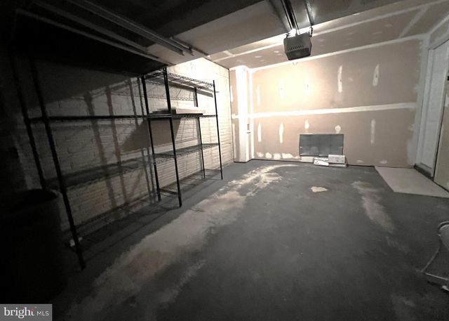 2035 MADRILLON SPRINGS CT, Vienna, VA 22182