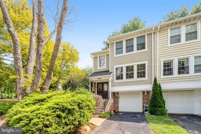15324 WATERS EDGE CT, Dumfries, VA 22026