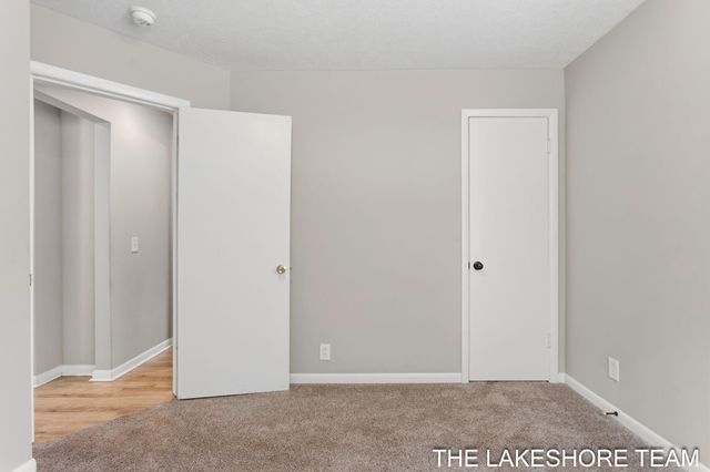 14581 Riley Street, Holland, MI 49424