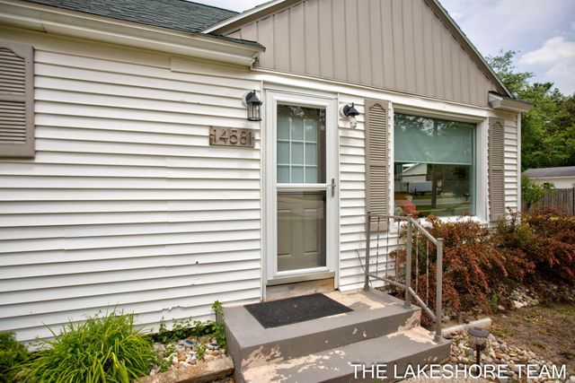14581 Riley Street, Holland, MI 49424