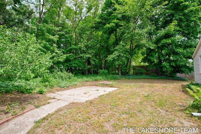 14581 Riley Street, Holland, MI 49424