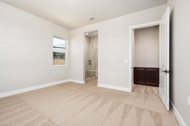 8285 Iron Creek Drive, Friant, CA 93626