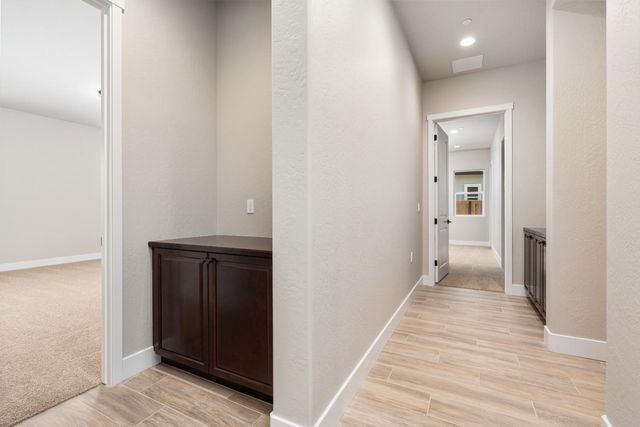 8285 Iron Creek Drive, Friant, CA 93626