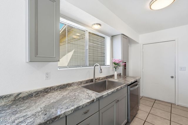 5520 S SANTA AURELIA Avenue, Sierra Vista, AZ 85650