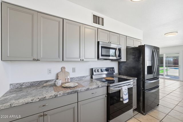 5520 S SANTA AURELIA Avenue, Sierra Vista, AZ 85650