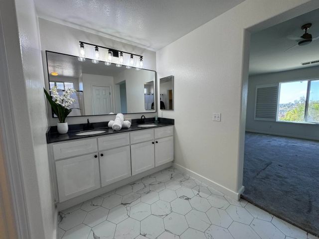 905 Stefas Ct, Chula Vista, CA 91911