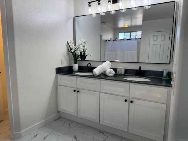905 Stefas Ct, Chula Vista, CA 91911