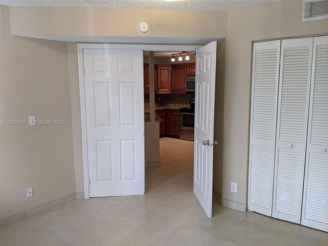 4015 W Mcnab Road D210, Pompano Beach, FL 33069