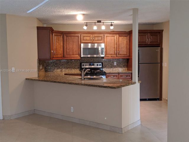 4015 W Mcnab Road D210, Pompano Beach, FL 33069