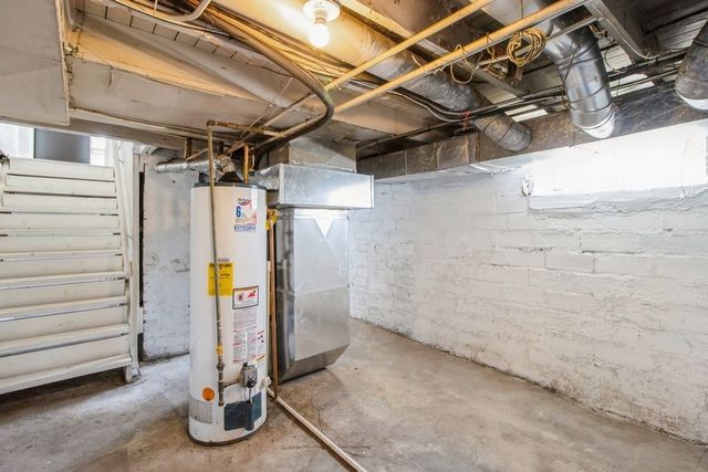 2345 E 37th Court, Des Moines, IA 50317