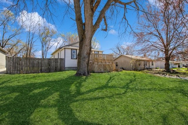 2345 E 37th Court, Des Moines, IA 50317