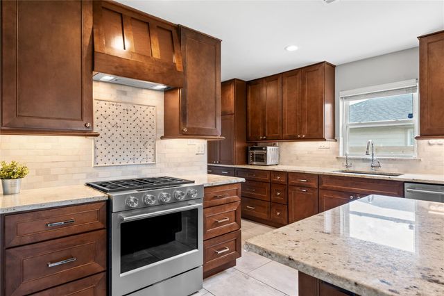 4509 Brookwoods Drive, Houston, TX 77092