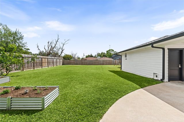 4509 Brookwoods Drive, Houston, TX 77092