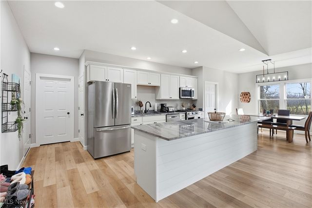 3010 Corbin Drive, Zanesville, OH 43701