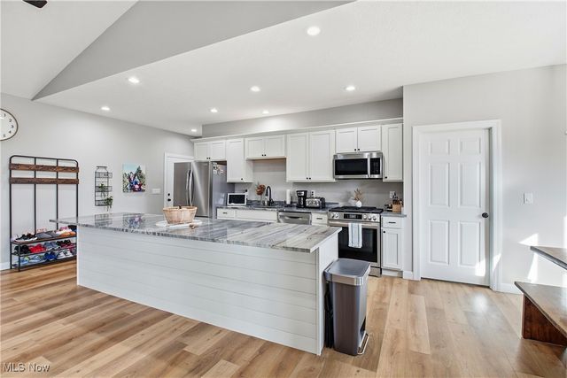 3010 Corbin Drive, Zanesville, OH 43701